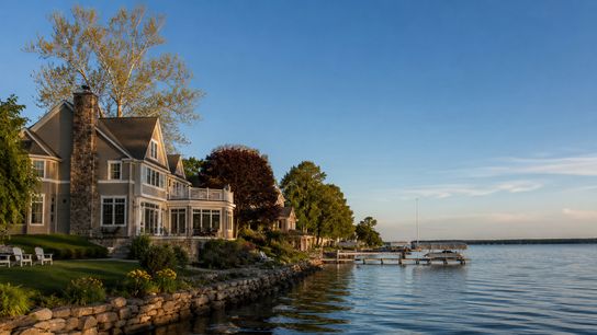 Oswego Named One of America’s Best Lake Towns for Homebuyers, Families, and Relocators (featured)
