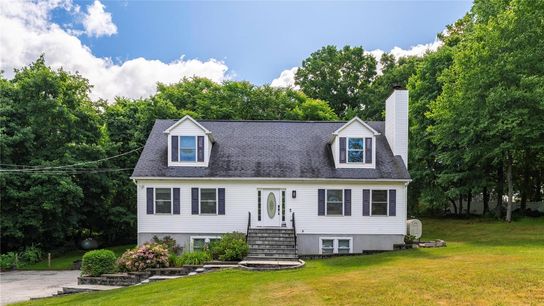 Town of Cortlandt NY Spacious Home for Sale  (Homes For Sale)